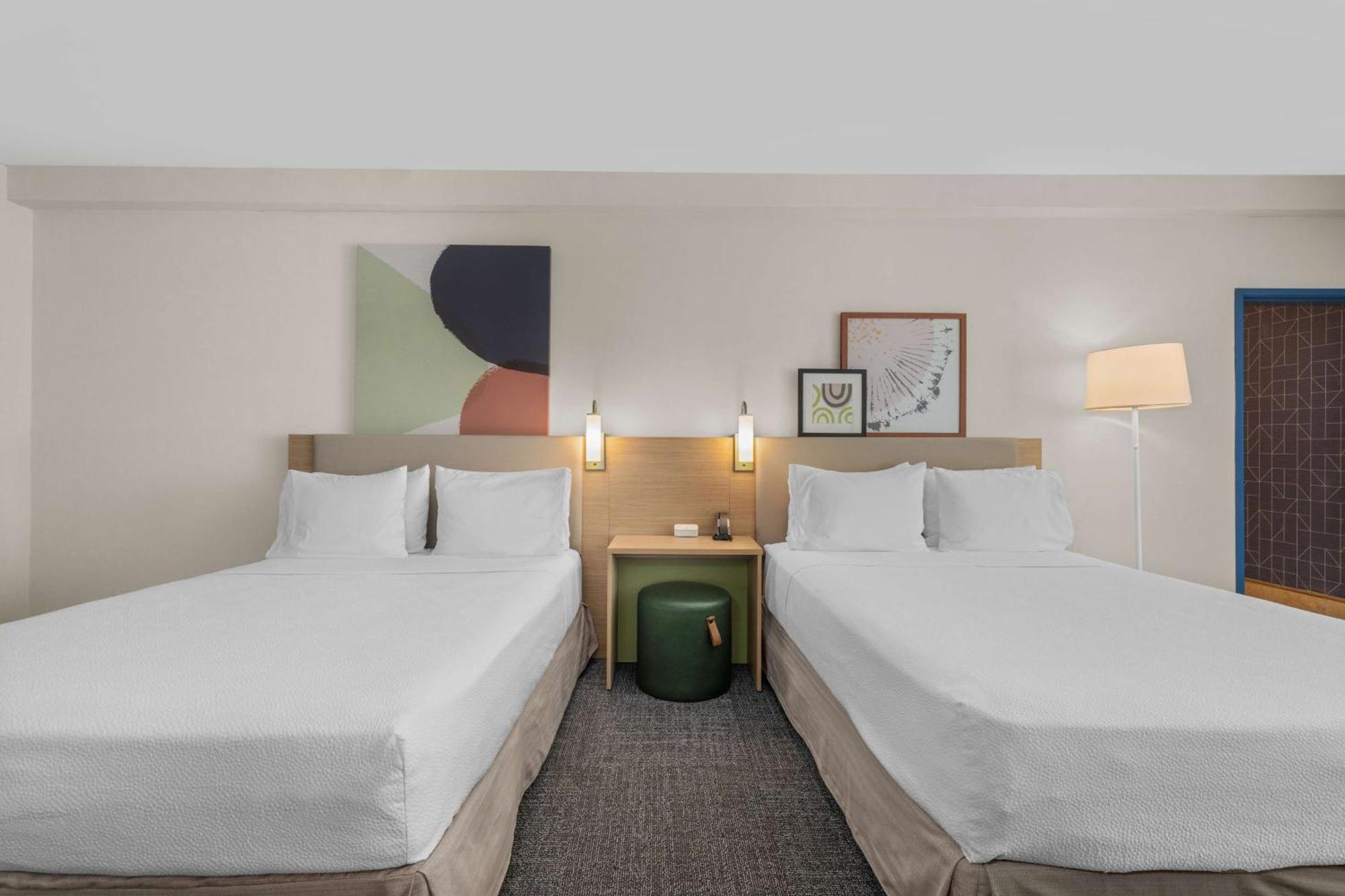 Spark By Hilton Bakersfield Central Экстерьер фото