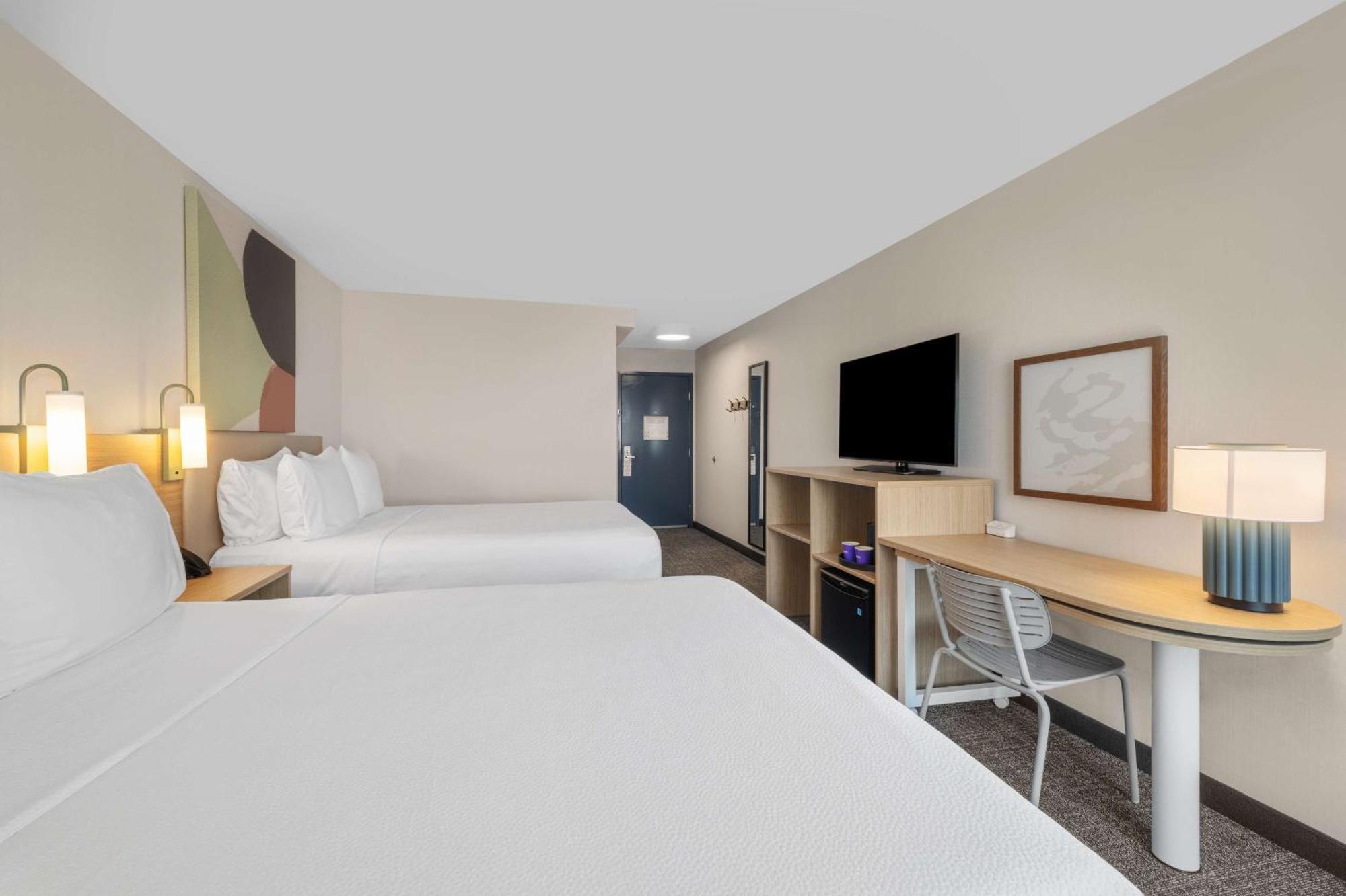 Spark By Hilton Bakersfield Central Экстерьер фото